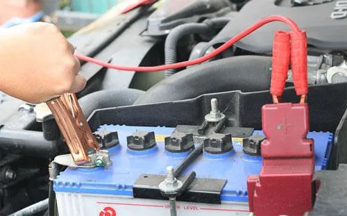 Dịch vụ câu bình ắc quy ô tô