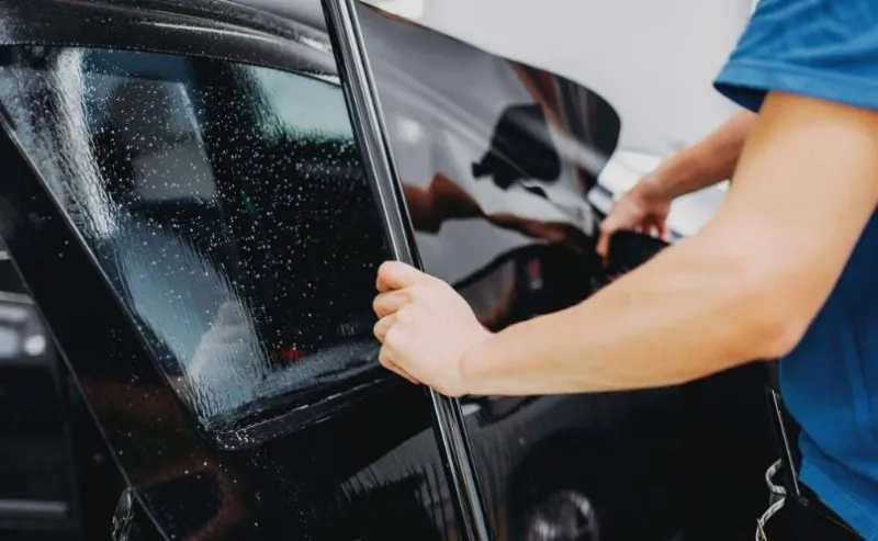 Dịch vụ dán phim cách nhiệt ô tô