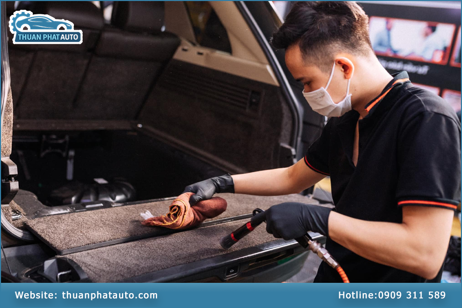 Lợi ích khi vệ sinh nội thất ô tô